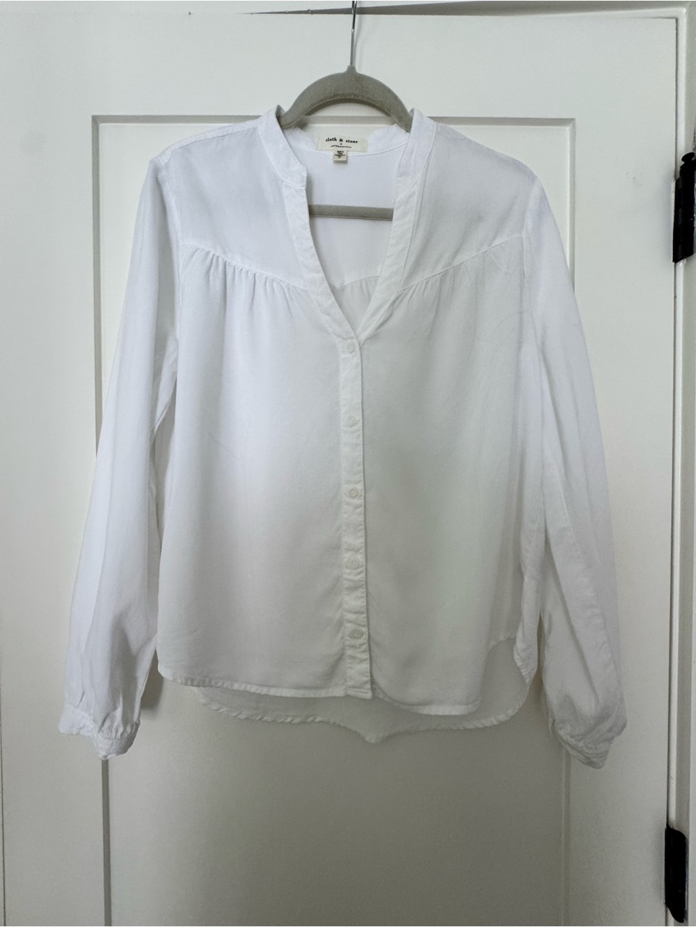 Anthropologie Cloth & Stone Classic White Long-Sleeve Blouse Size S